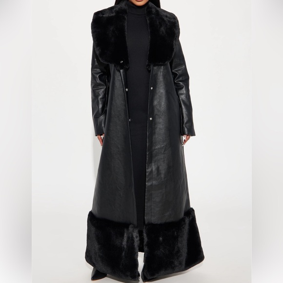 Women's Black Faux Leather Coat with Fur Trim - Picture 11 of 12